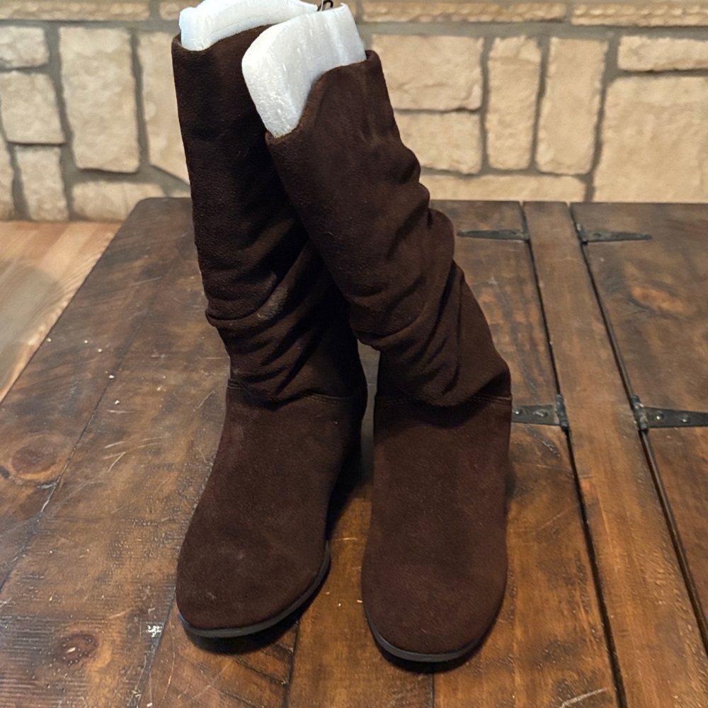 St. John's Bay Chocolate Suede Winter Boots